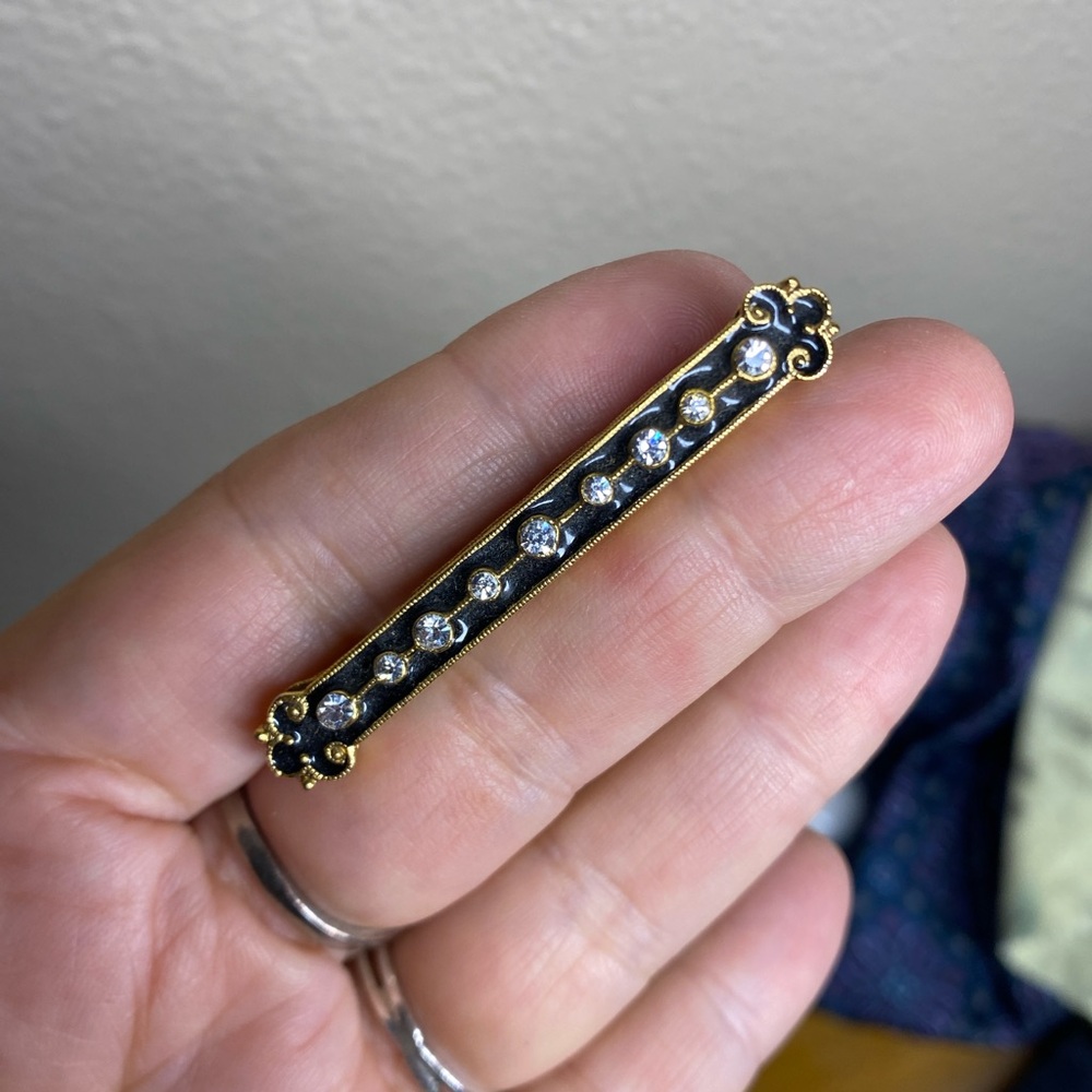 1928 Jewelry Vintage Gold Tone Rhinestone Bar Brooch | Black Enamel - Picture 4 of 5